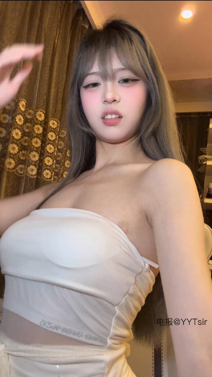 琪琪欧尼 2025-06-05 15:59:16 在等一个心软的神💗