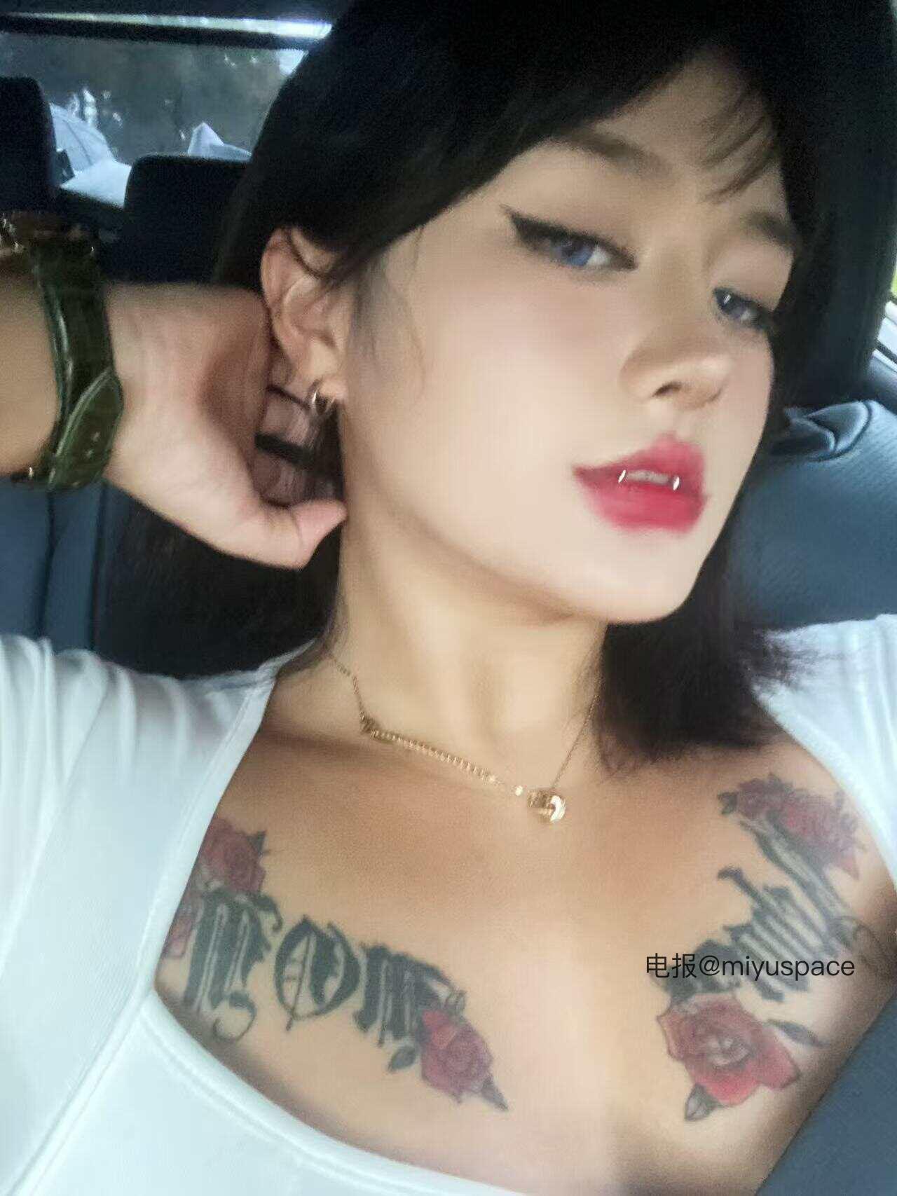 泷泽 2025-06-20 20:21:55 为什么每次一听到你的声音 我就会腿软