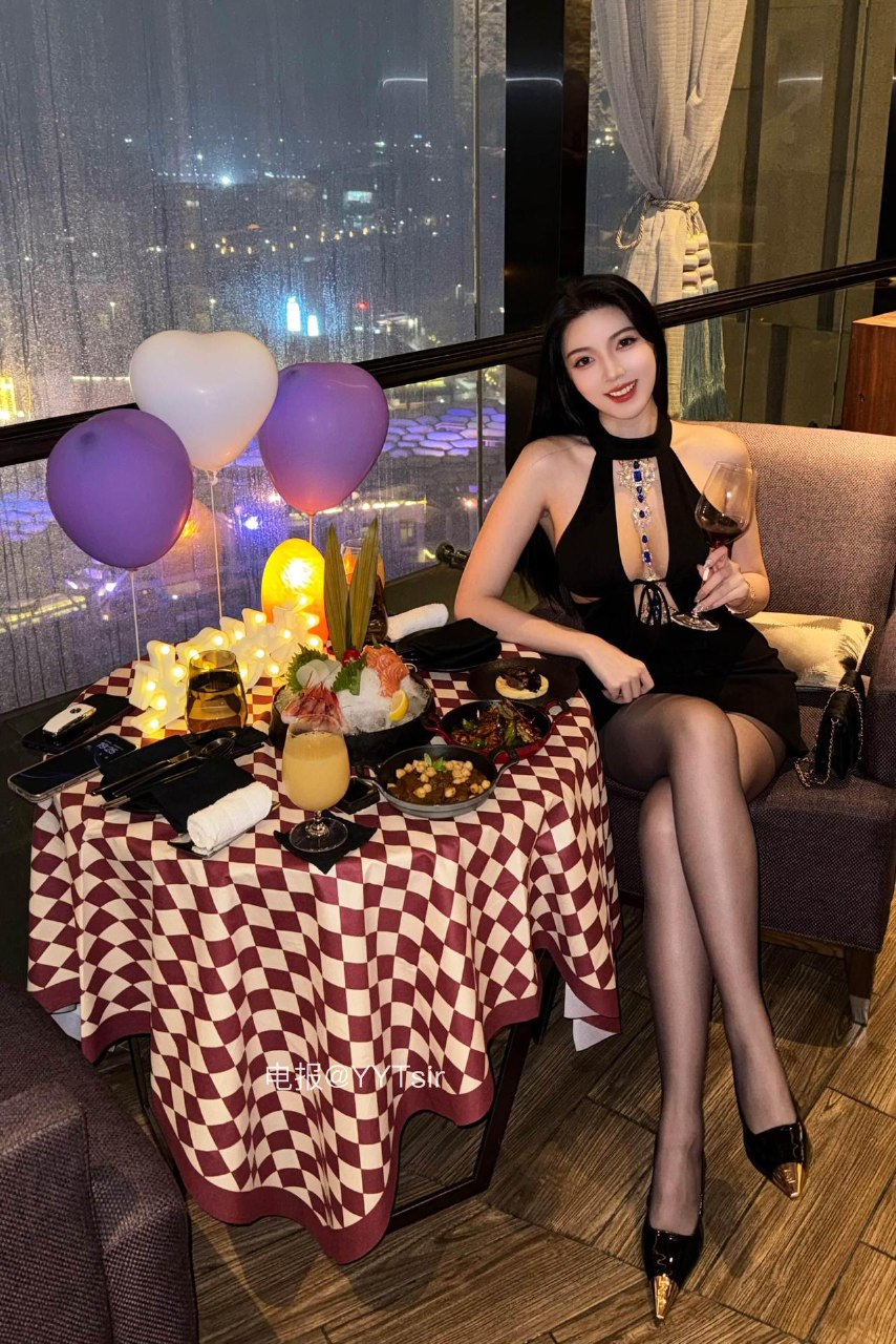 kk战神 2025-06-07 10:43:35 猜猜KK的生日愿望是什么？