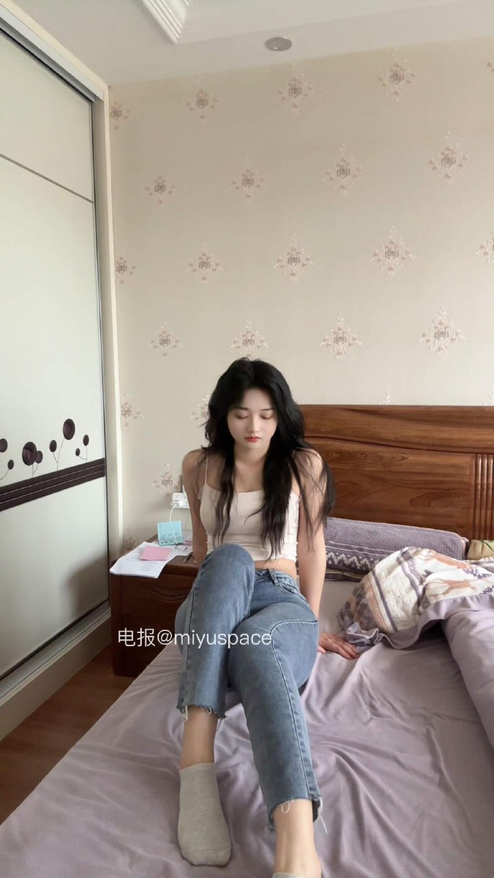 九斤明哥 2025-06-07 19:07:50 夏天就得穿吊带！