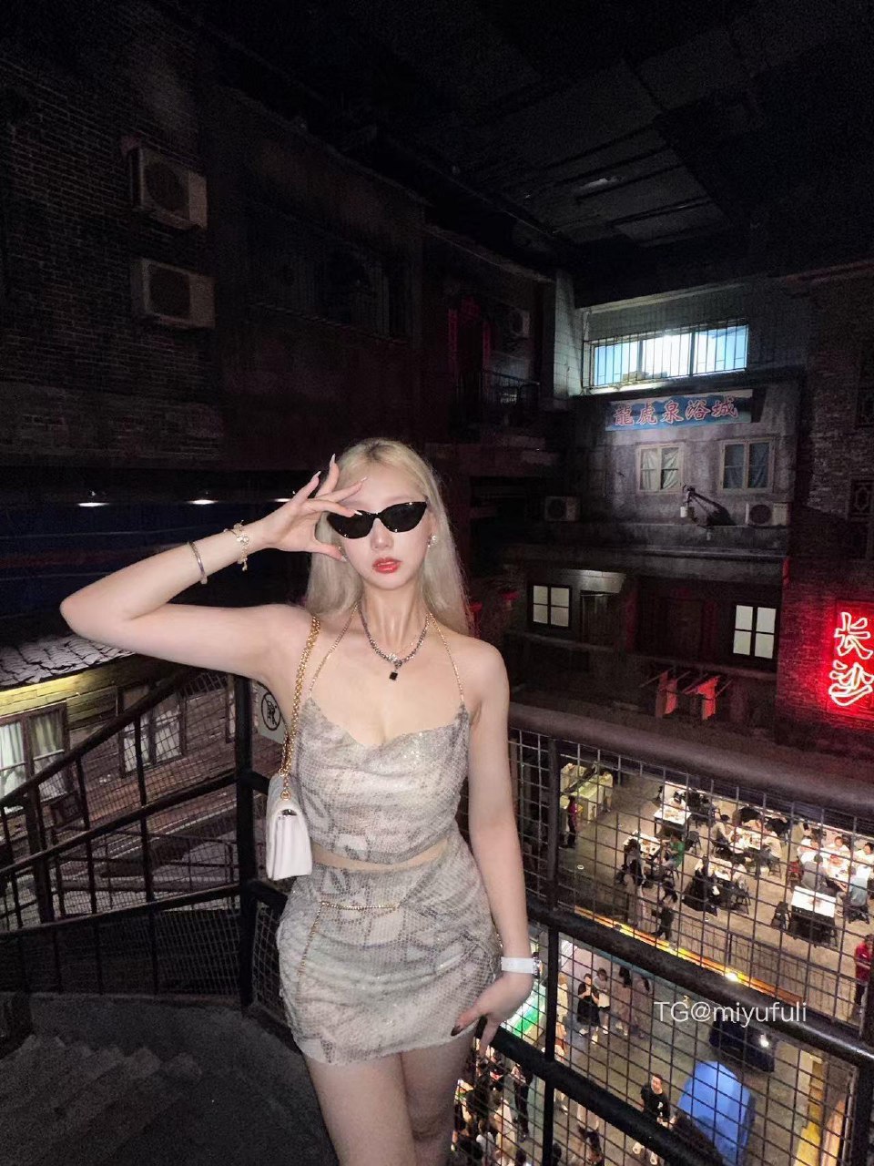 qin秦宋 2025-06-04 17:18:49 有没有见过这一面的我～