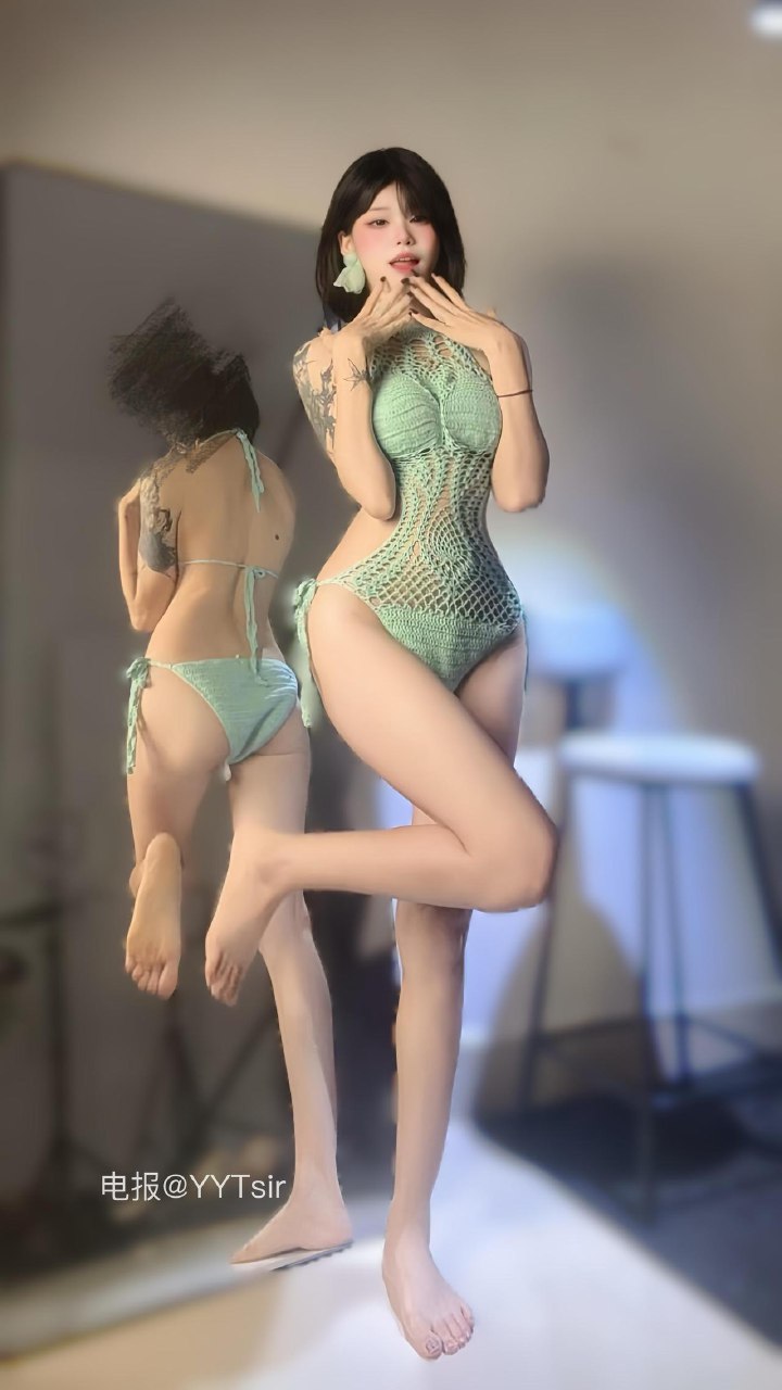 小哭包不哭 2025-06-09 21:43:42 体验新的扎眼服装搭配