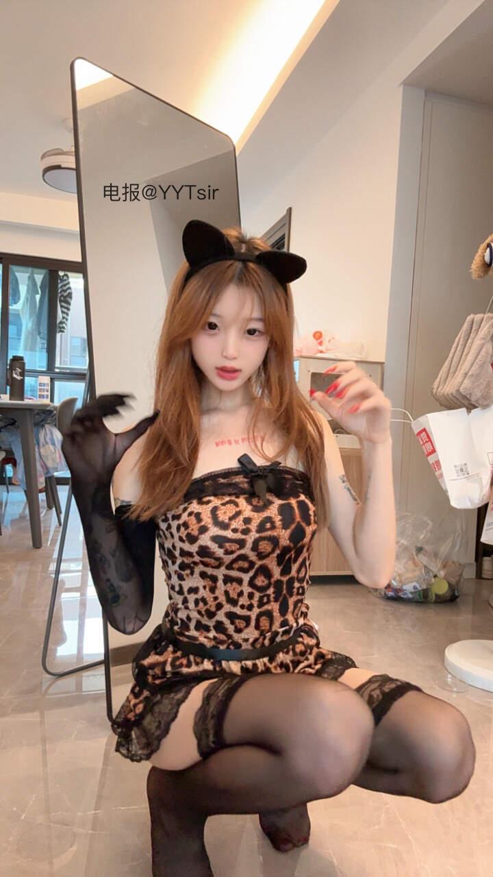 提苦茶子 2025-06-03 19:02:20 除了哥哥的美色 不接受任何贿赂