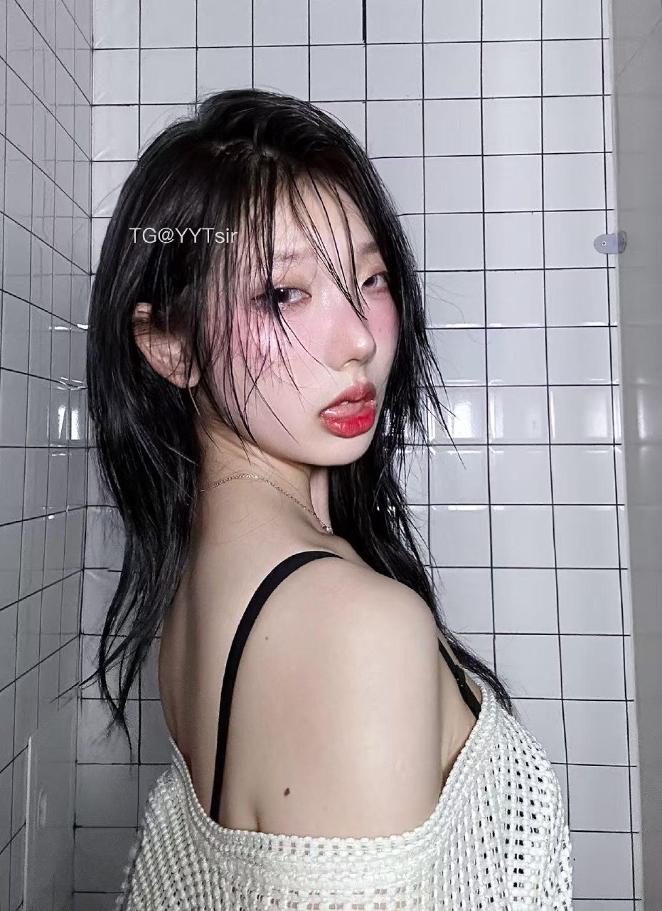 qin秦宋 2025-06-04 17:21:10 有点湿湿的，不信你摸摸🥰