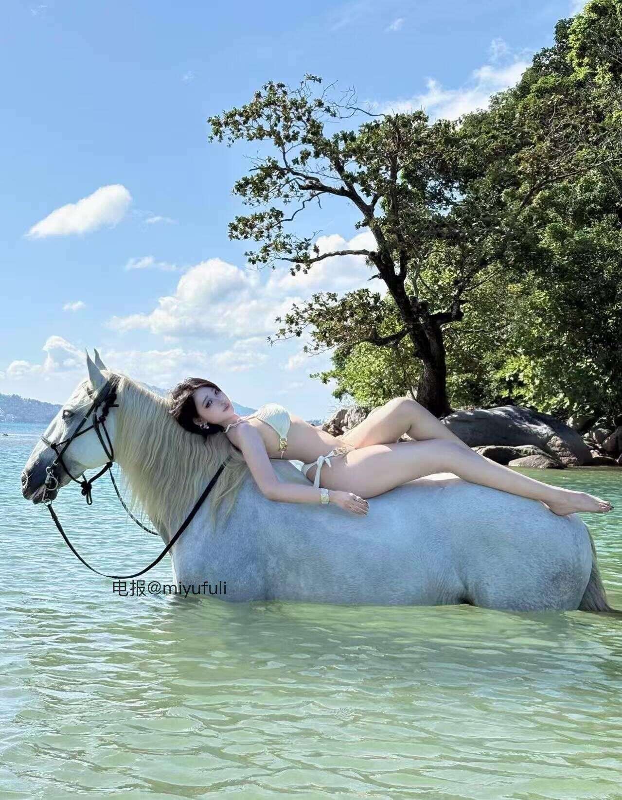 不吃洋葱 2025-06-03 02:06:33 你这个憨憨 竟敢偷走我的心