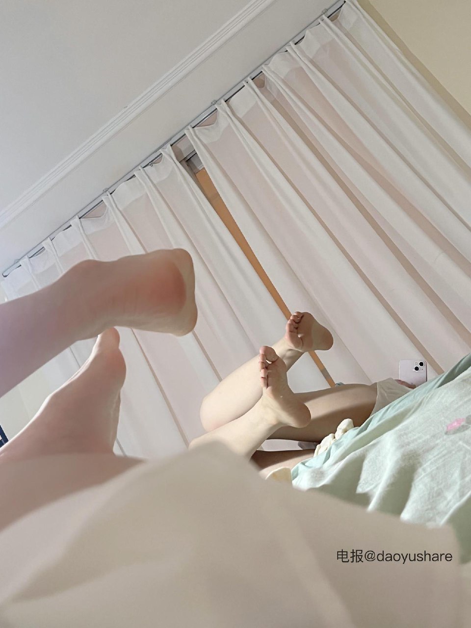 小甜酒子 2025-06-06 10:35:22 怎么穿的衣服啊