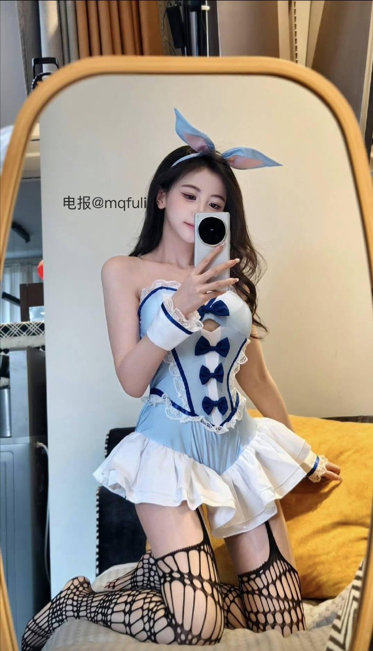 刘二萌 2025-06-02 13:09:16 宝宝👶🏻!!精品限量版写真📸绝美 ❤️