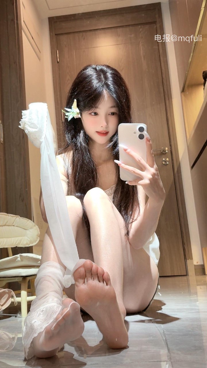 小甜酒子 2025-06-12 19:21:39 想…