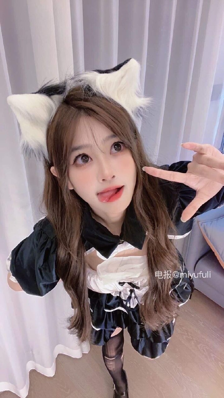 香香de香香 2025-06-23 14:44:06 我这么可爱 可不要欺负我