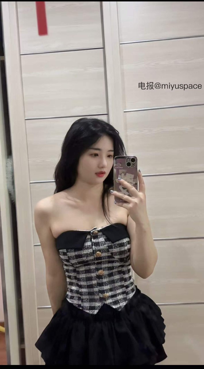 九斤明哥 2025-06-09 17:02:16 今天的裙子 宝宝们快来查收