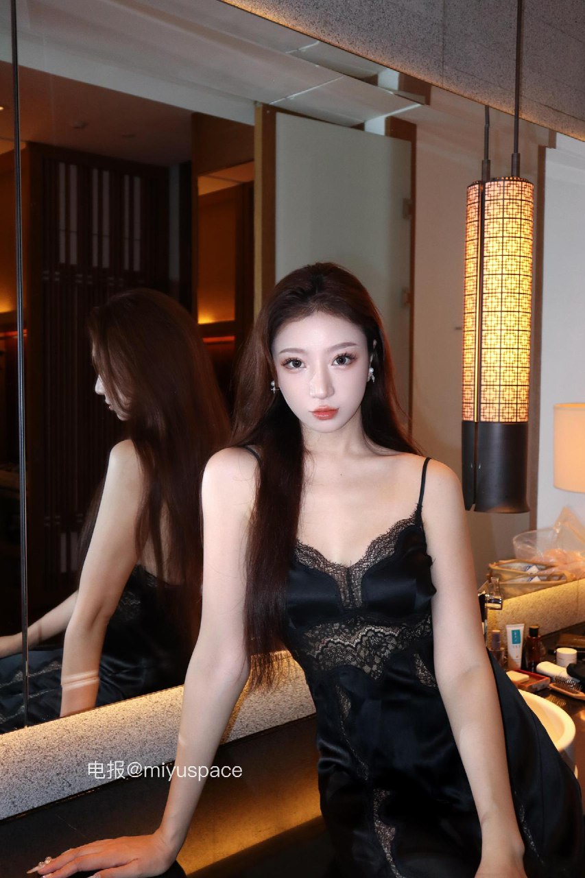 SerenaSs 2025-06-10 15:55:48 人生在世 御姐二字