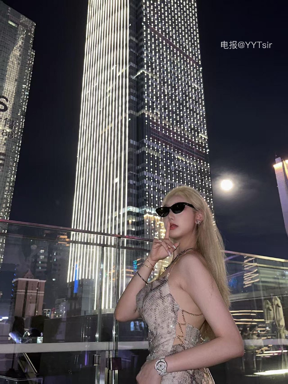 qin秦宋 2025-06-04 17:18:49 有没有见过这一面的我～