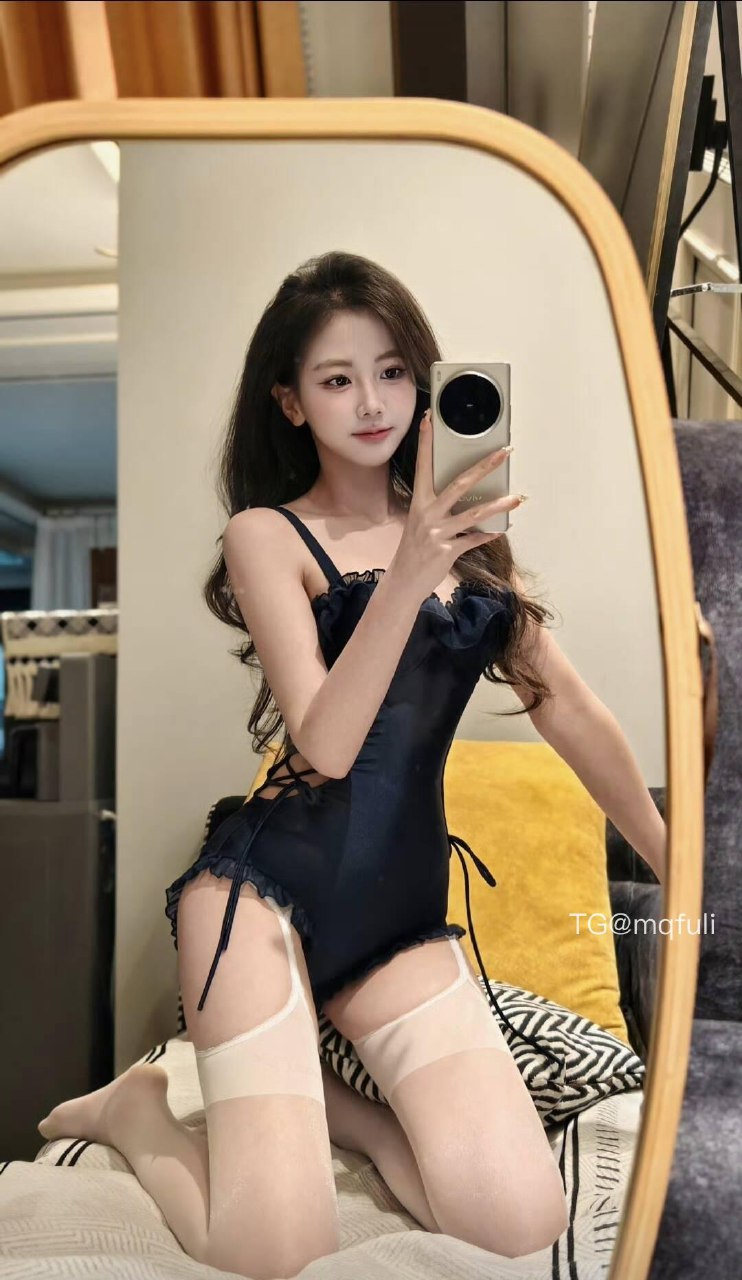 刘二萌 2025-06-10 11:15:24 限量版写真📸绝美