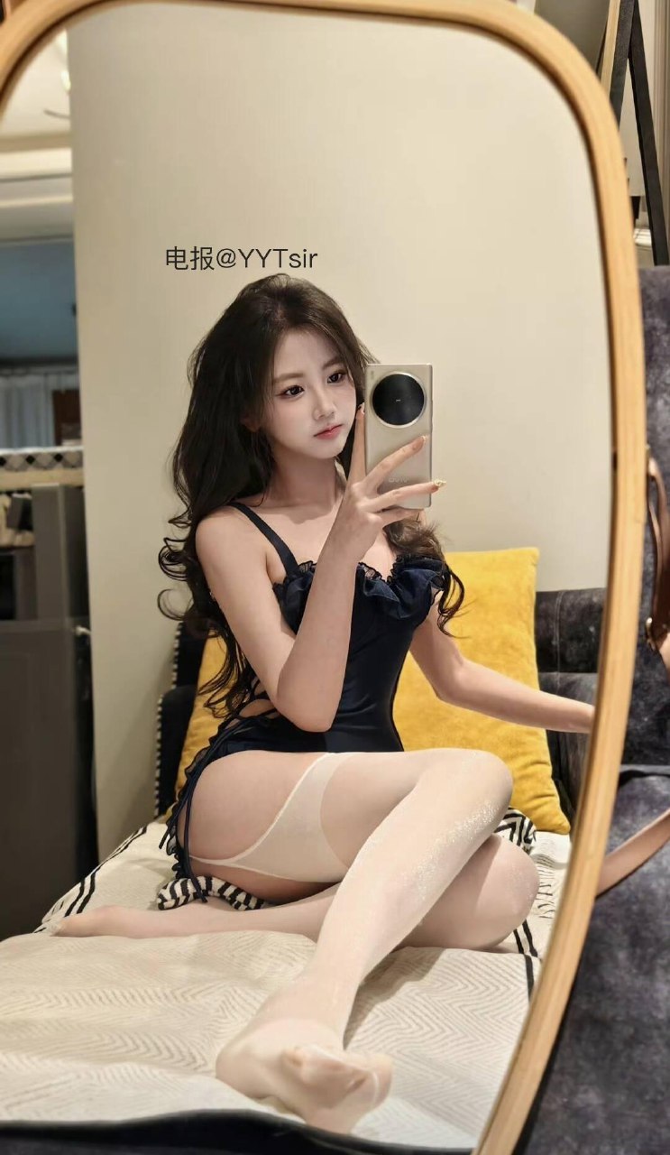 刘二萌 2025-06-10 11:15:24 限量版写真📸绝美