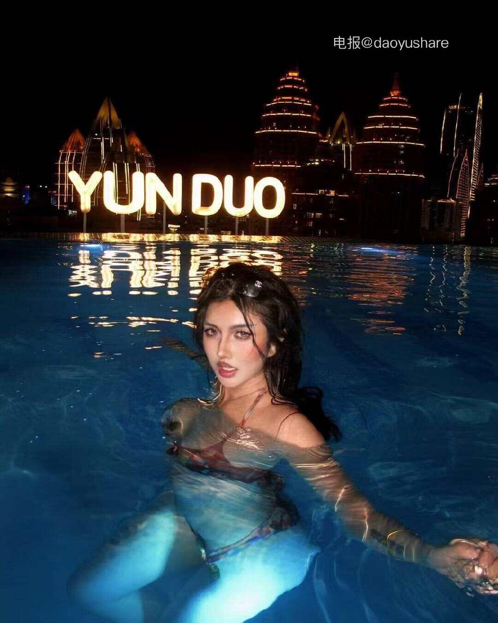 妍瑞 2025-06-24 18:29:59 来个9宫格，愉快的夏天