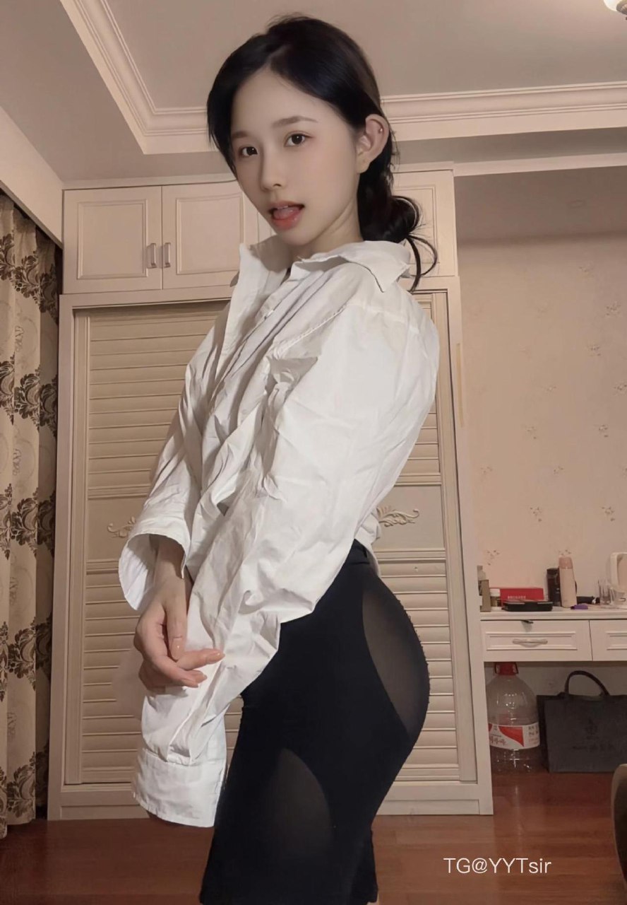 财神爷的心尖尖 2025-06-04 22:23:50 纯素颜天然美女~s型身材谁顶得住