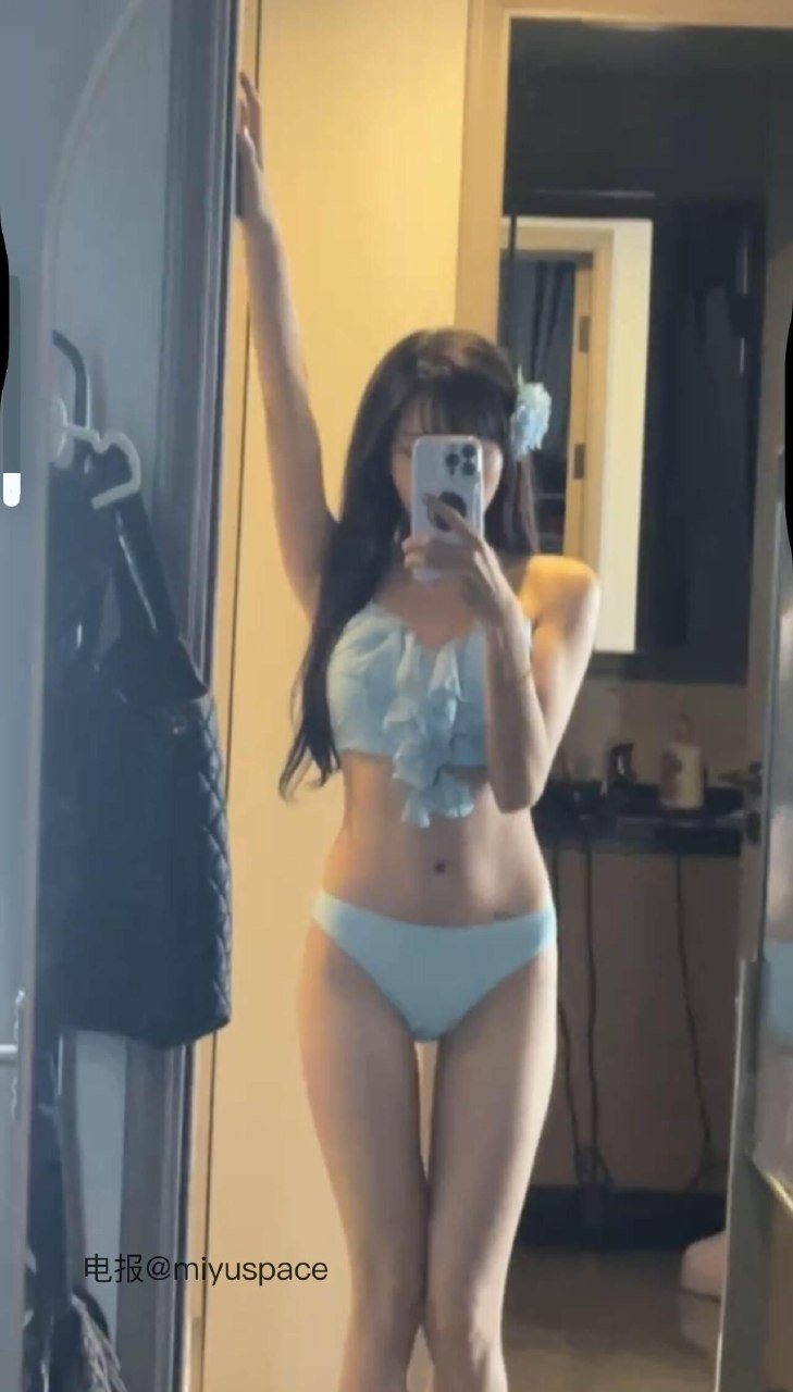 人间小奶猫 2025-06-14 12:45:51 准备下次和你去海边就穿这身