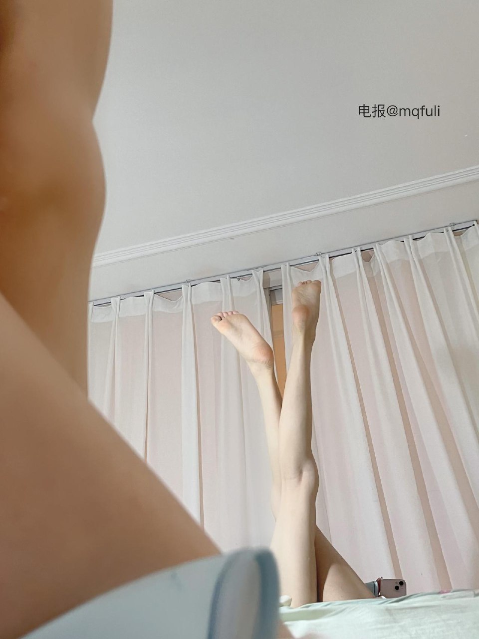 小甜酒子 2025-06-06 10:35:22 怎么穿的衣服啊