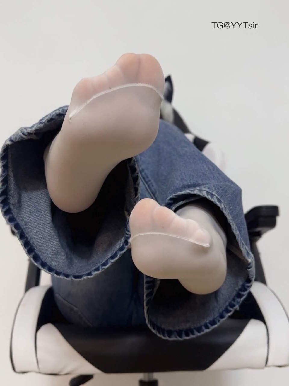 吉吉怪怪 2025-07-26 02:31:17 黑色