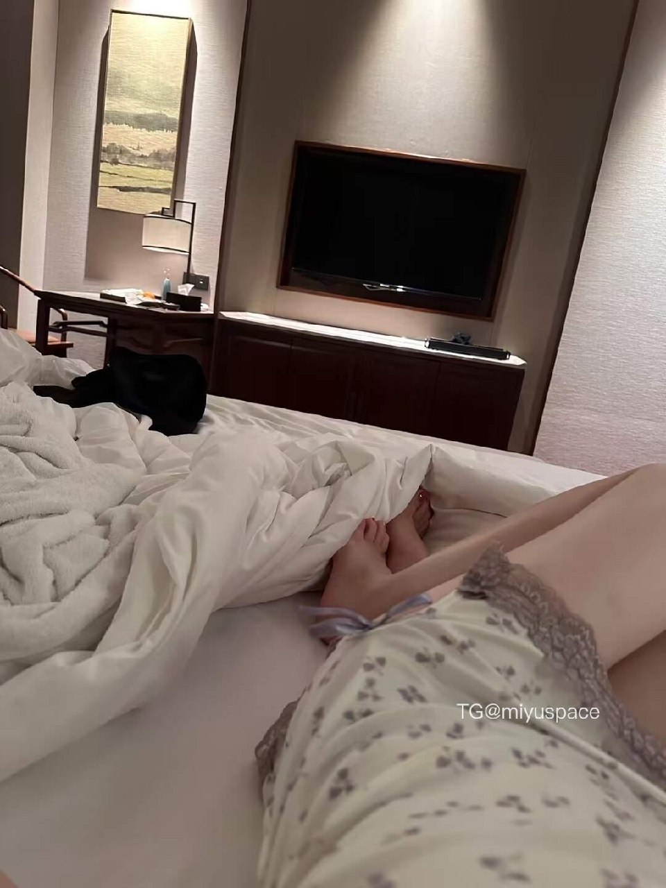 小m 2025-07-29 18:23:23 没什么看的，看腿吧