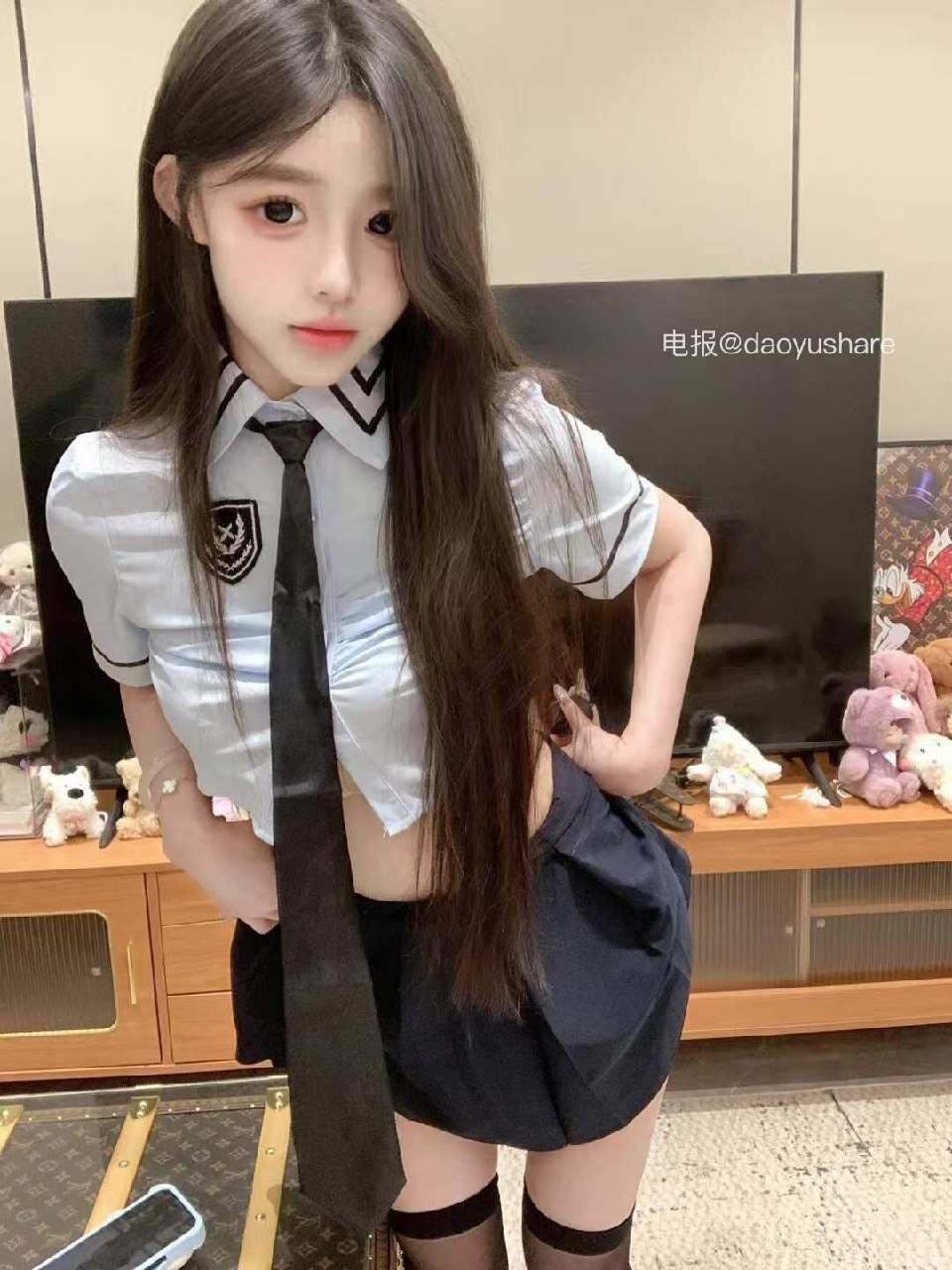 小m 2025-07-29 18:27:35 有什么不懂的，尽管吻我不用客气