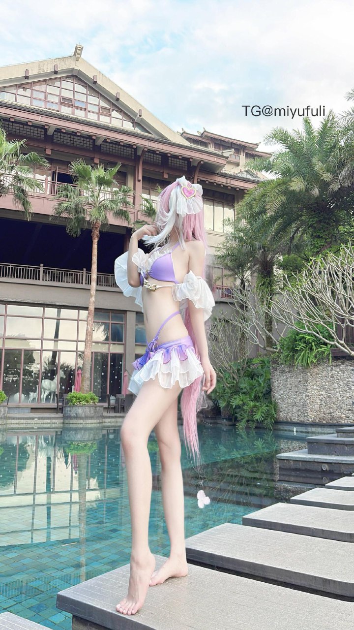 是离宝 2025-07-21 17:35:42 你跪下我求你办点事