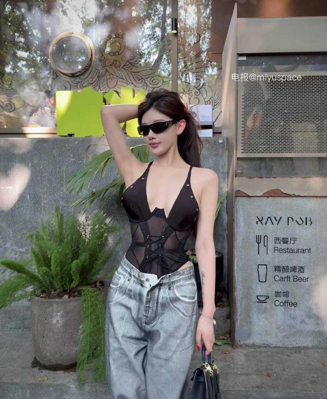 美杜莎 2025-07-20 03:54:49 不要乱发脾气哦，姐姐会讲道理