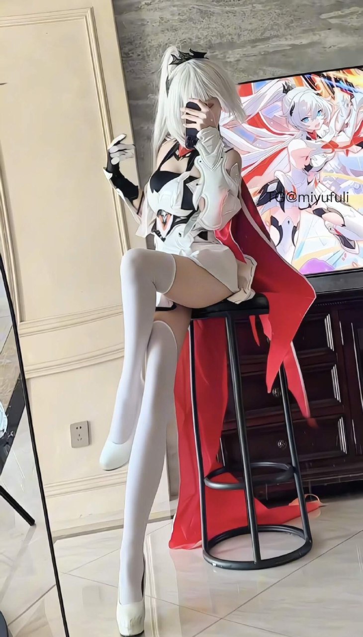 是离宝 2025-07-21 17:38:30 我不喜欢被调戏，我喜欢绝对的压制