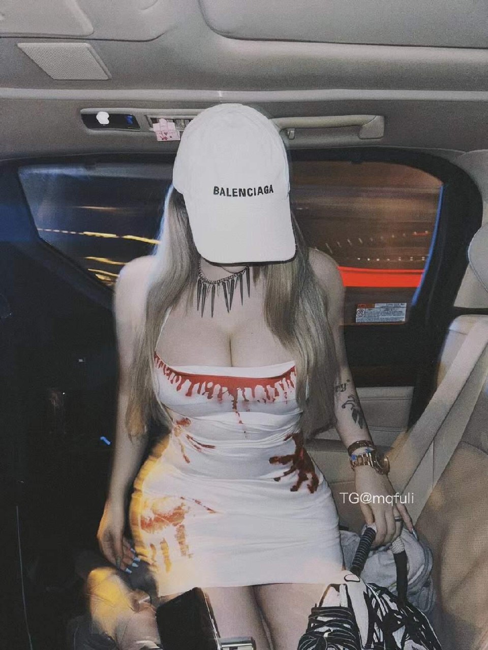 你的渡口 2025-07-16 00:44:32 喜欢车内宽敞一点，能施展开