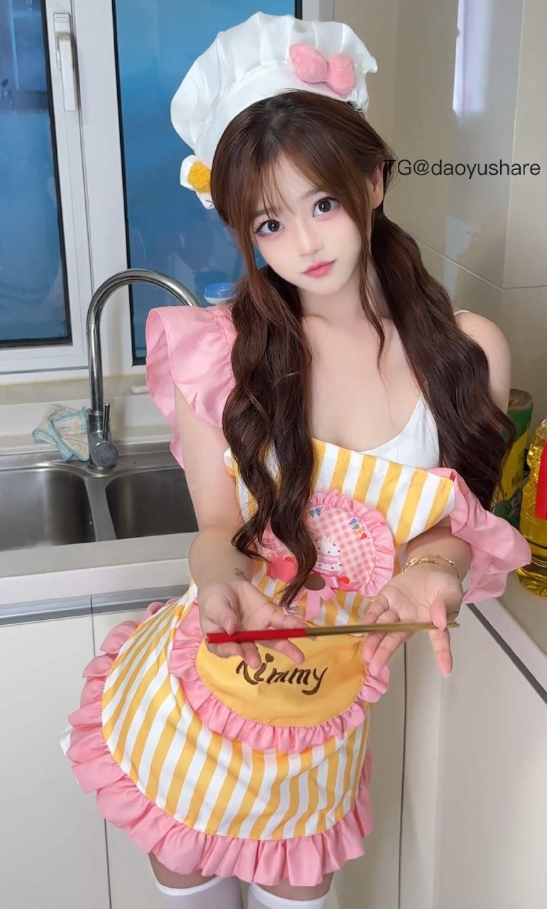 香香de香香 2025-07-09 17:03:00 第一眼往哪看