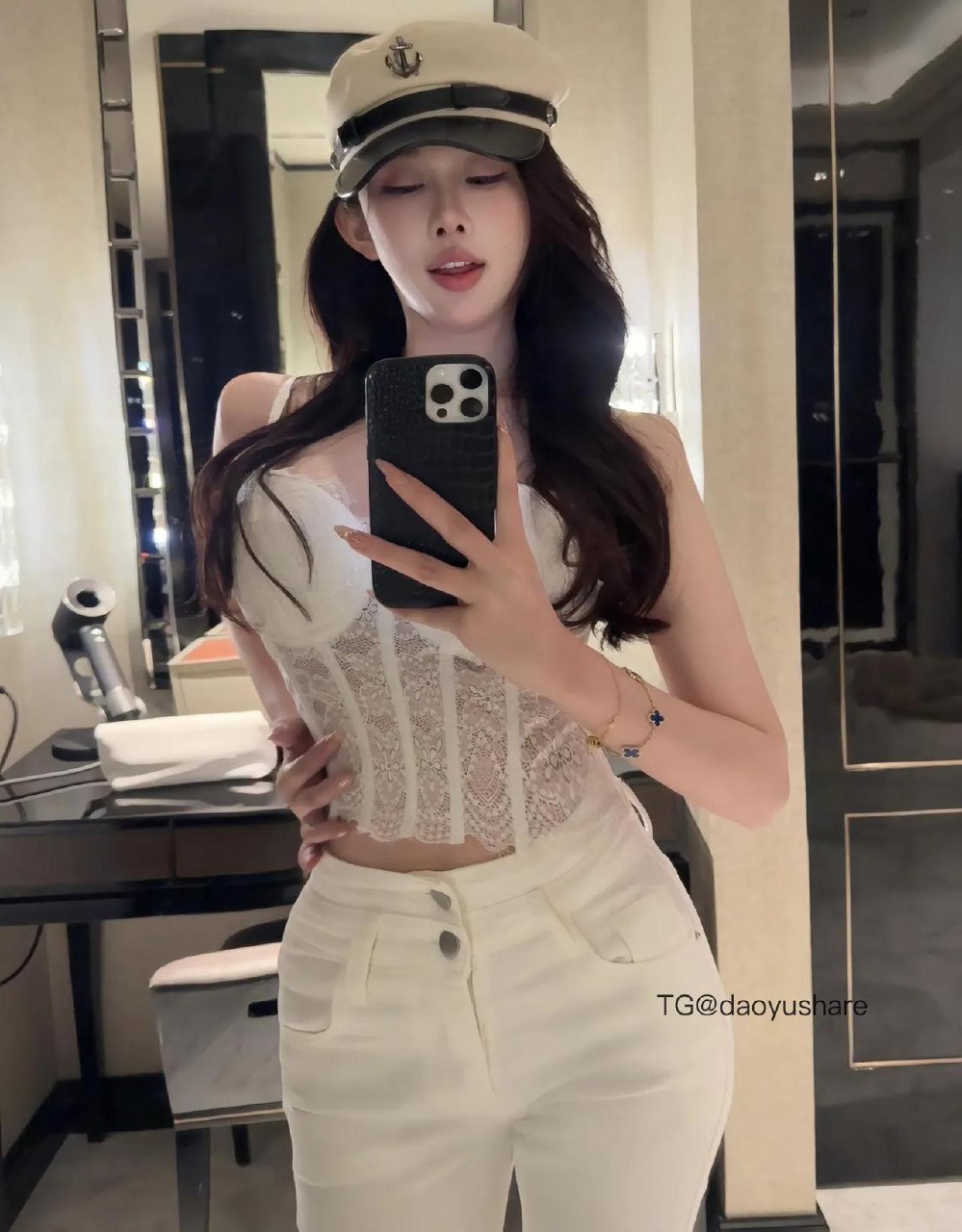 美杜莎 2025-07-20 03:47:48 想你时我就是一颗山楂，脸红又心酸