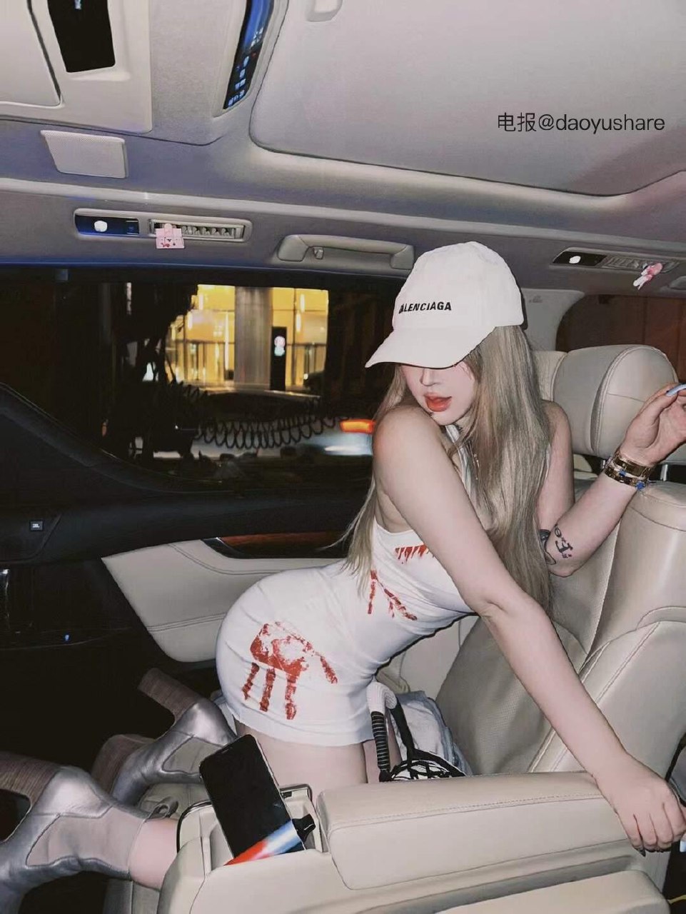 你的渡口 2025-07-16 00:44:32 喜欢车内宽敞一点，能施展开