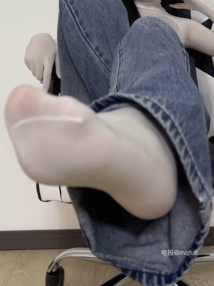 吉吉怪怪 2025-07-26 02:31:17 黑色