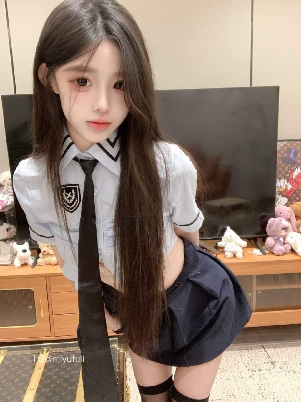 小m 2025-07-29 18:27:35 有什么不懂的，尽管吻我不用客气