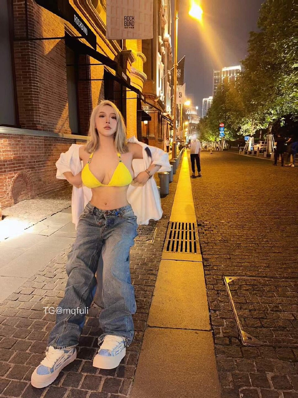 你的渡口 2025-07-15 19:57:24 我爱搞 黄色