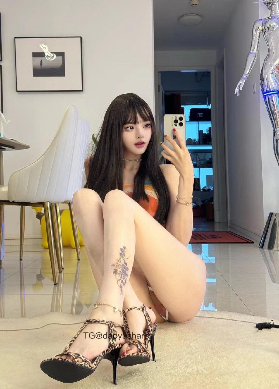 媛姐是个大长腿 2025-07-12 11:25:52 说有没有爱我