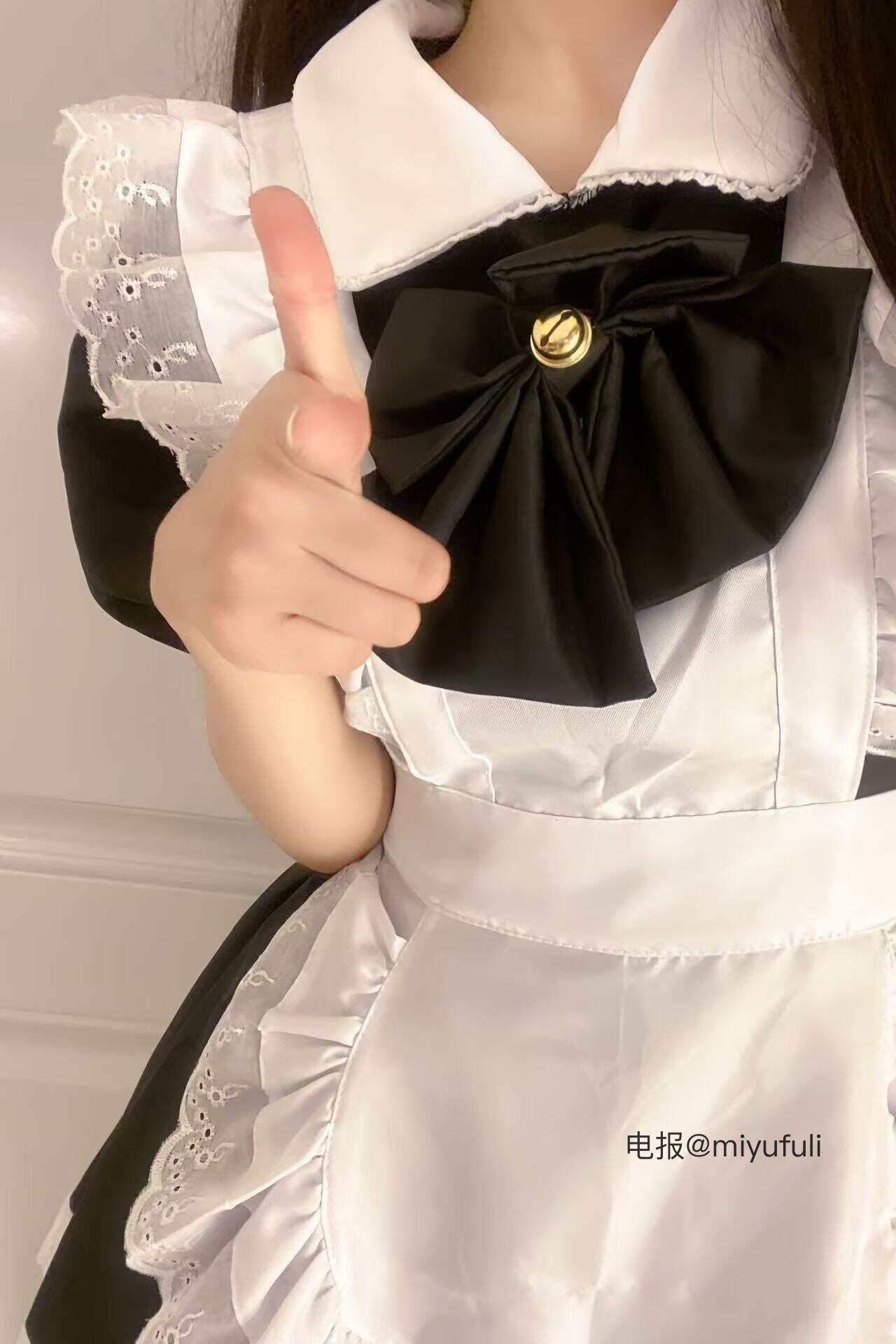 闪蝶 2025-07-22 12:39:25 镜子啊镜子，谁才是又纯又欲的崽