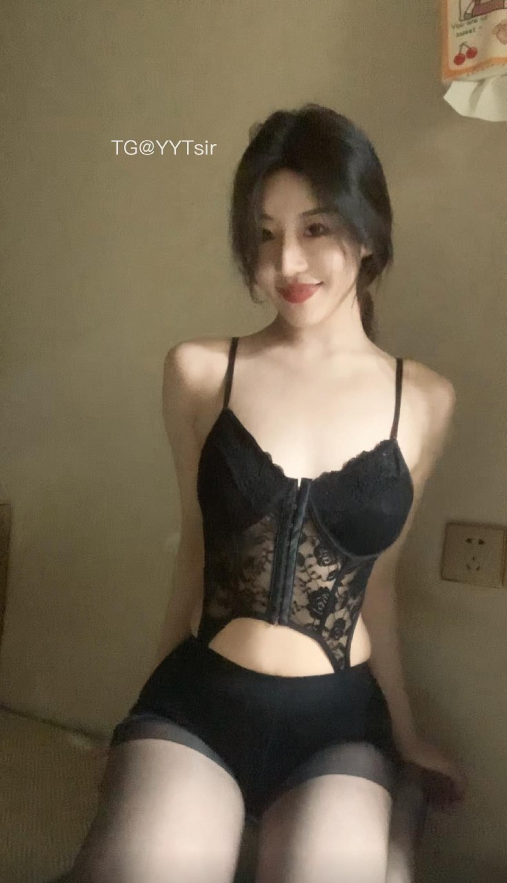 东北范one 2025-07-21 16:31:40 各种无死角超绝小姿势