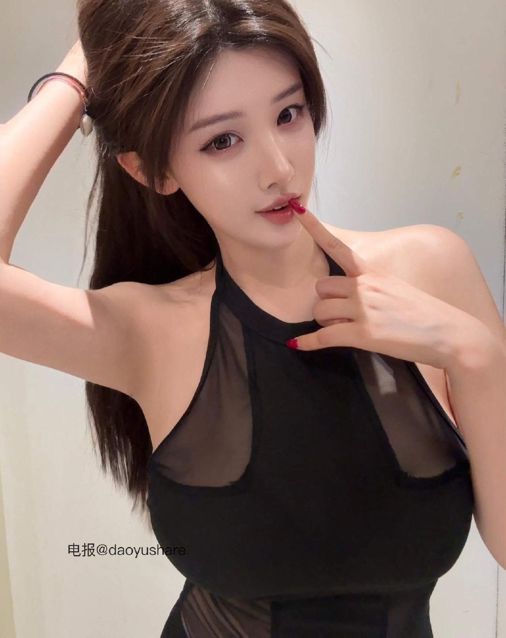 美杜莎 2025-07-20 03:54:49 不要乱发脾气哦，姐姐会讲道理