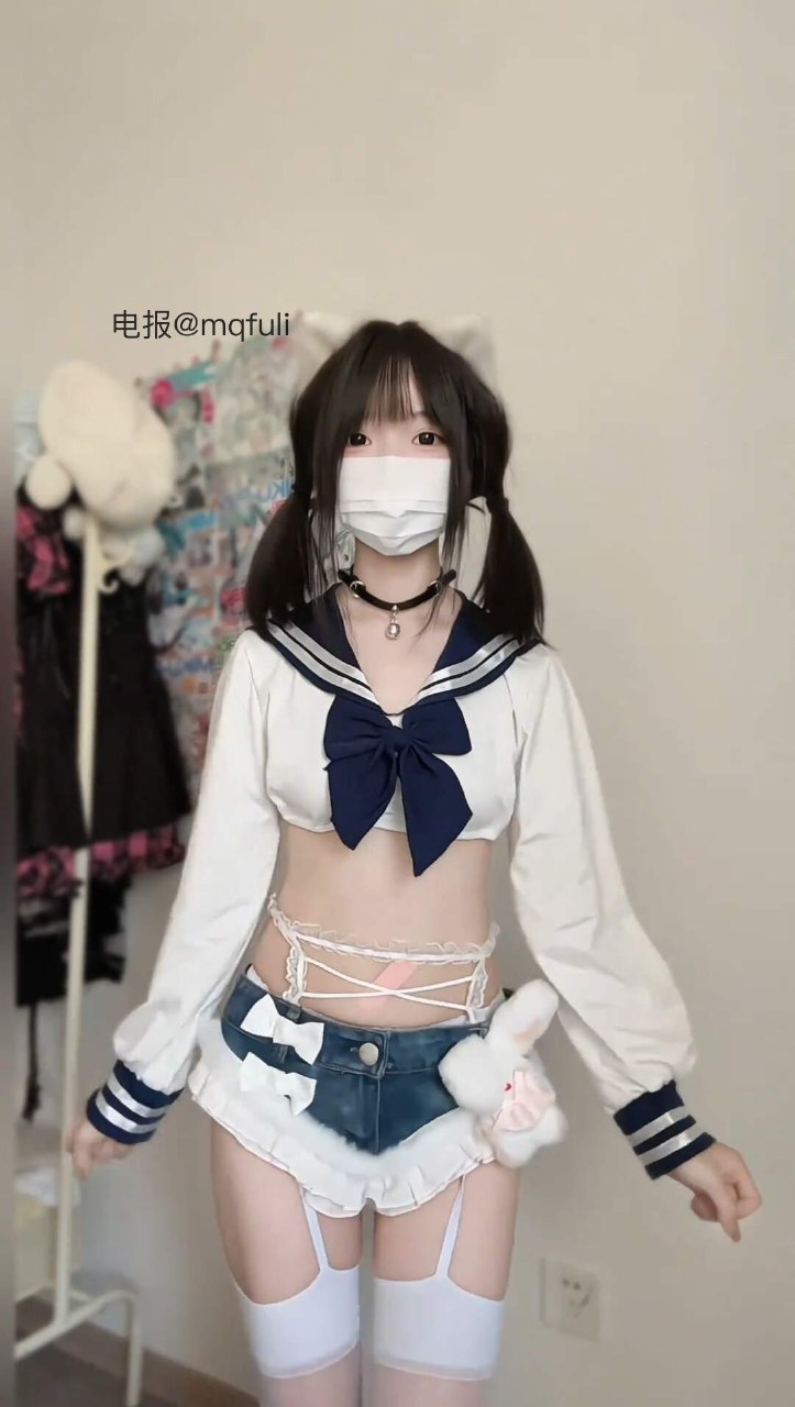 露娜鸭 2025-07-20 21:35:43 救命🆘这身穿去crush楼下...该左滑or右滑←→