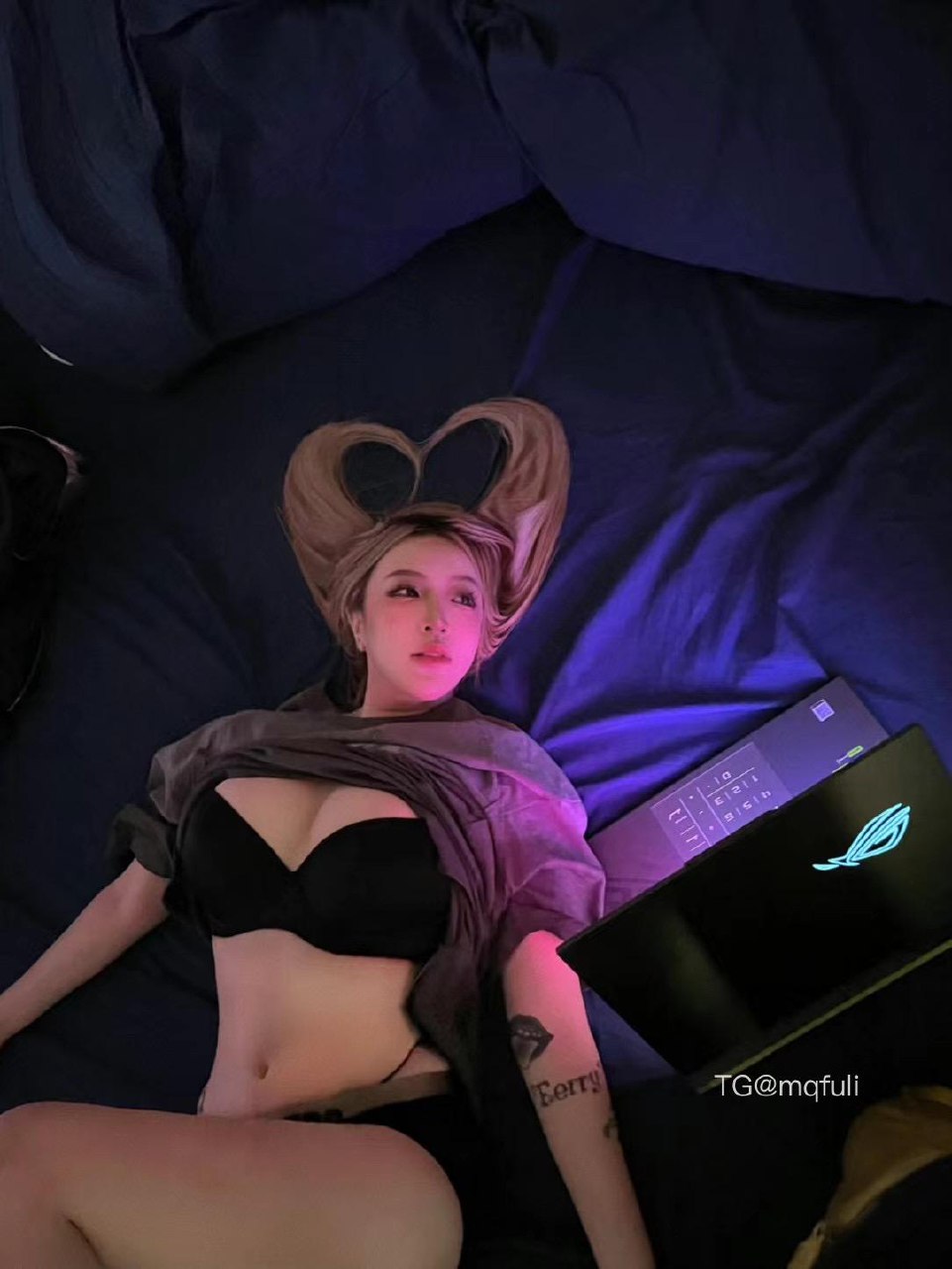 你的渡口 2025-07-17 20:05:29 【付费贴】共32张图集～张张都直戳你的❤️‍🔥心窝