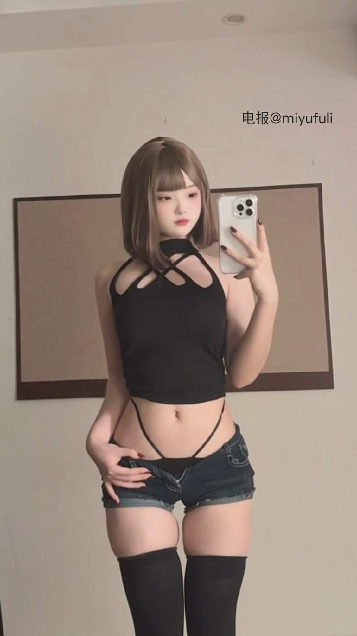 小瞳 2025-08-14 17:50:54 白天不可以顶撞我哦