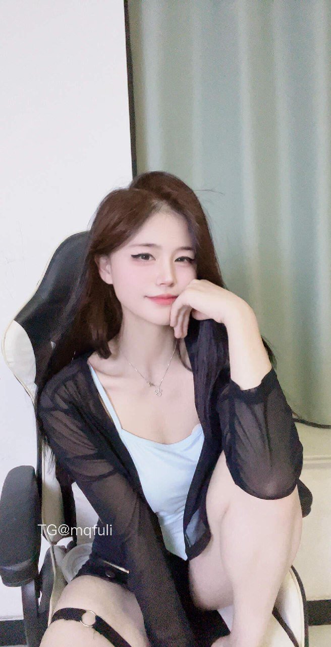 小熊同学 2025-08-22 21:24:36 一组照骗