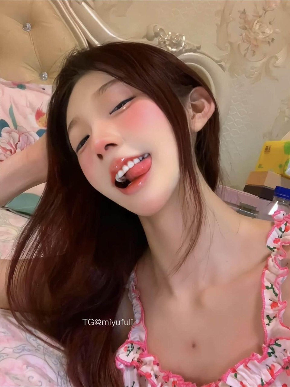 欲野小姐 2025-08-09 15:03:04 舔了舔嘴唇 好甜