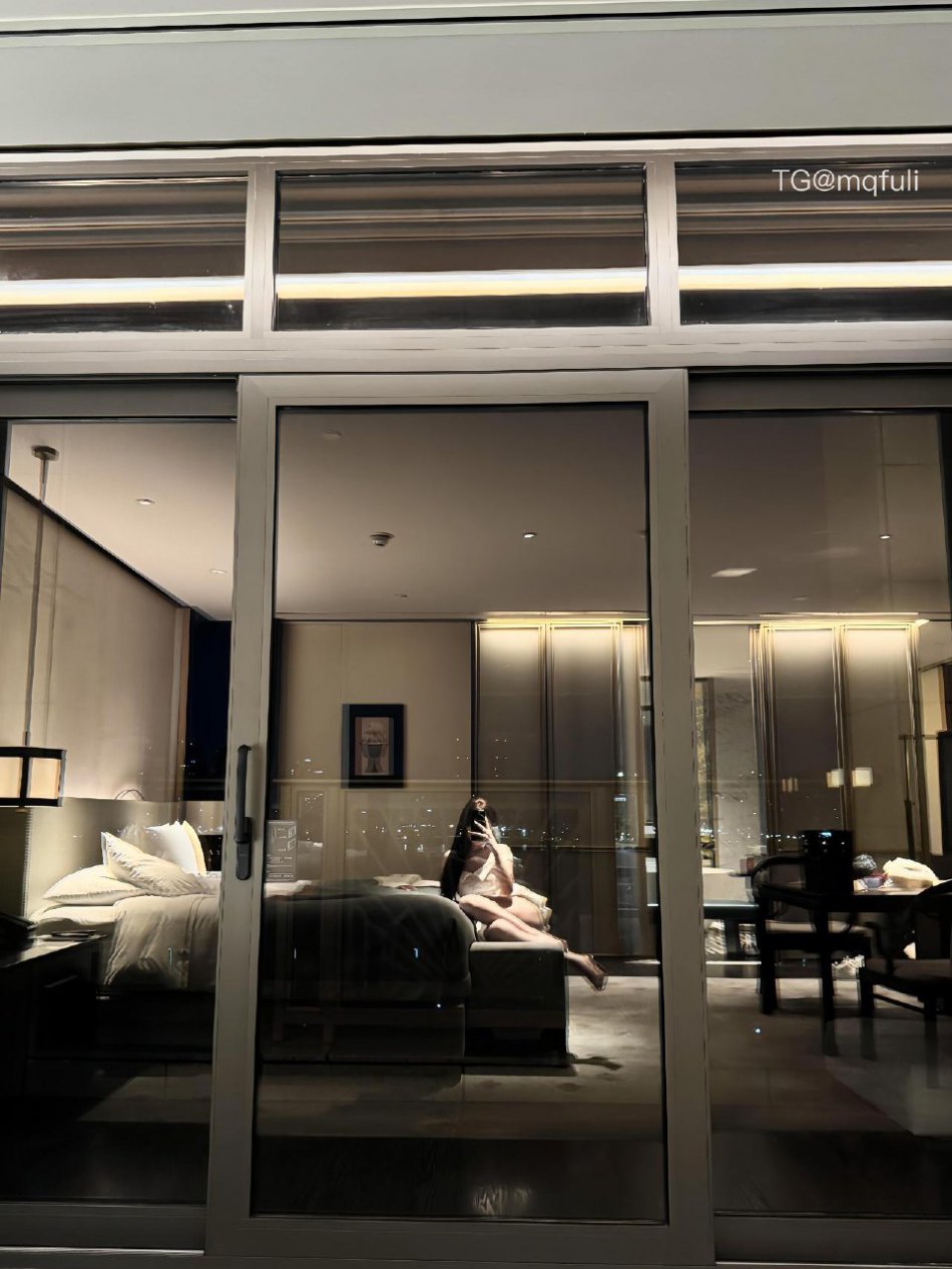 都快兔了 2025-08-17 19:48:12 谁敢闻