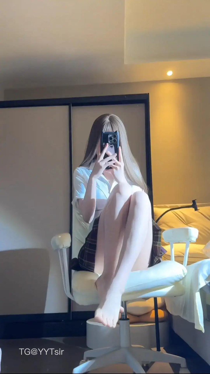 泥小汁 2025-08-22 11:11:39 联系我，有好看的