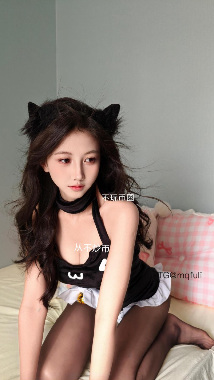 刘二萌 2025-08-05 18:16:18 黑丝控专享