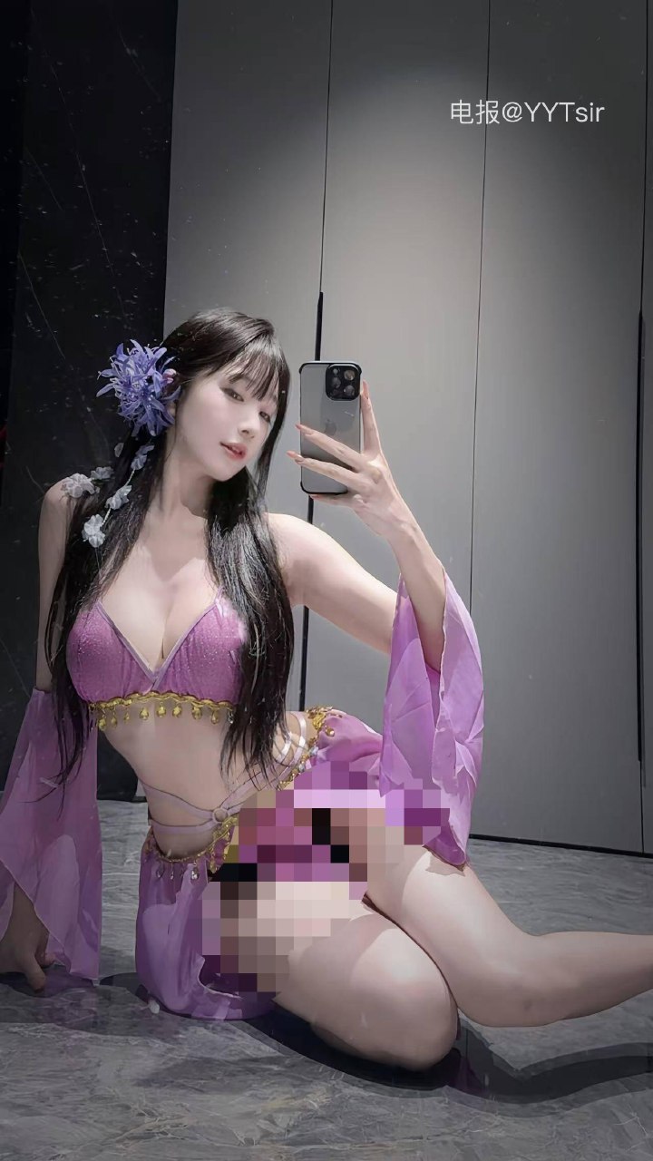 嘉欣 2025-08-06 10:54:22 紫色的韵味