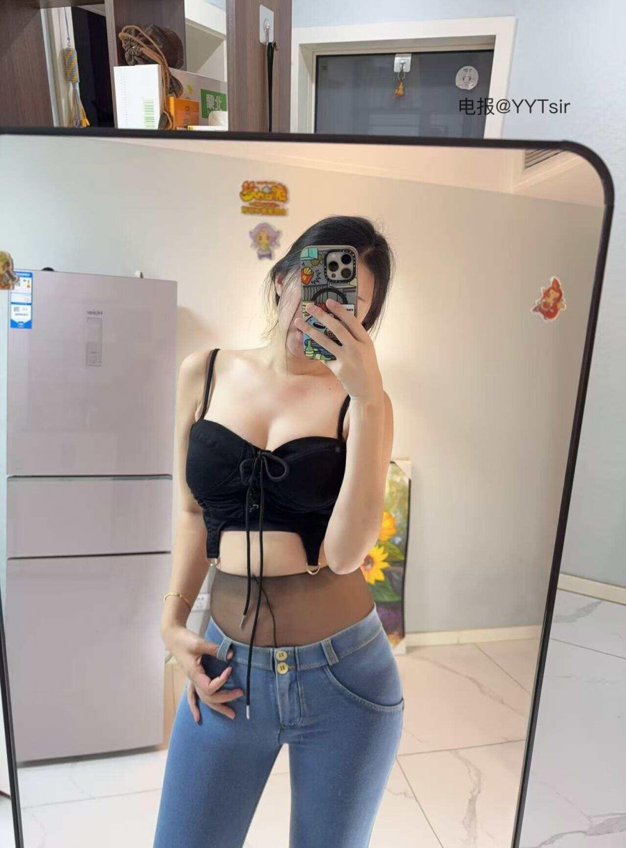 苏北北 2025-08-16 23:03:18 三选一