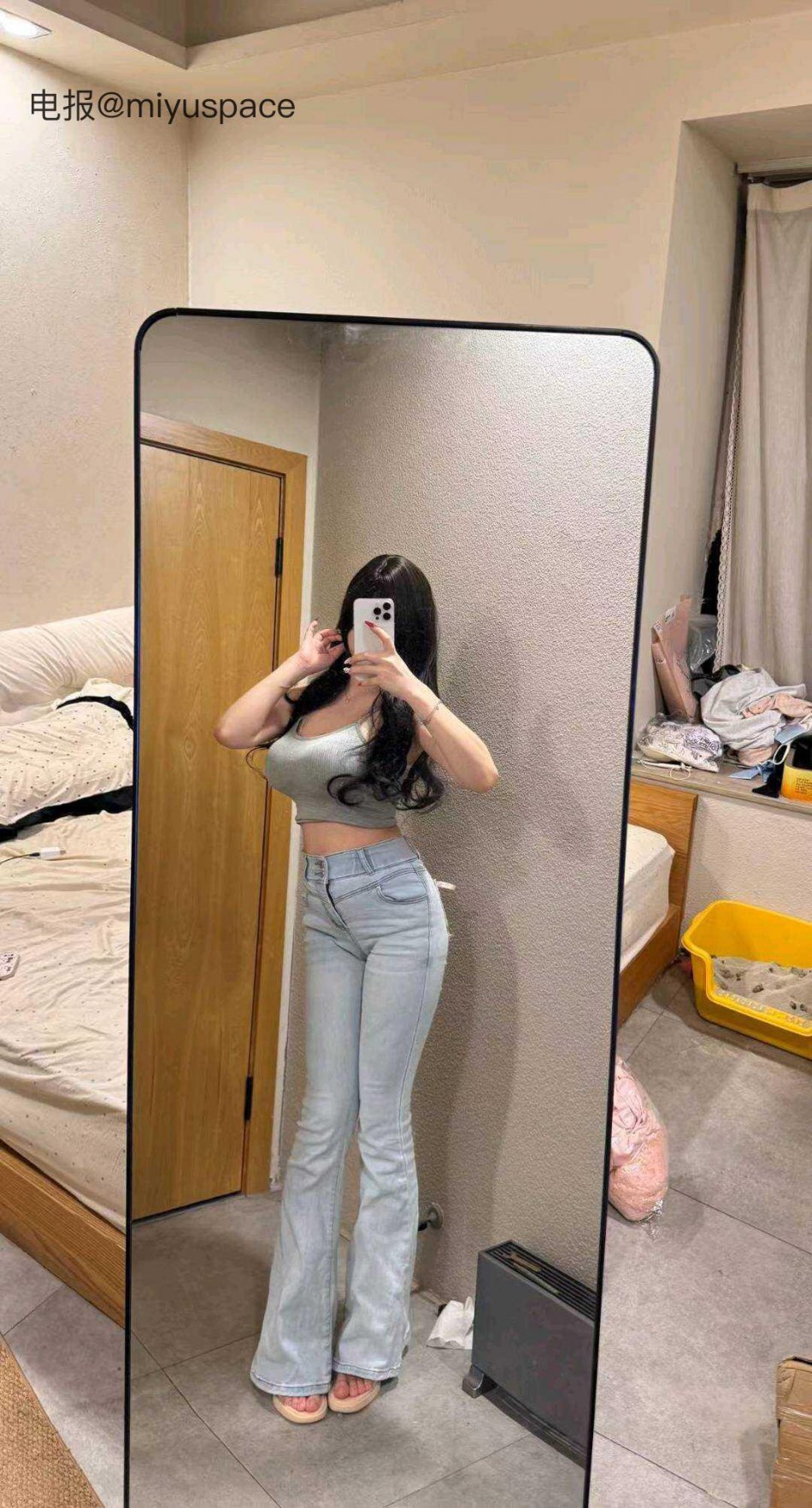 雪顶 2025-08-26 14:40:55 外面风大有什么被窝里说吧！🙊